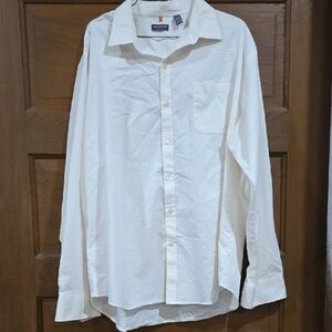 Van Heusen Men's White Long-Sleeve Button-Up Dress Shirt